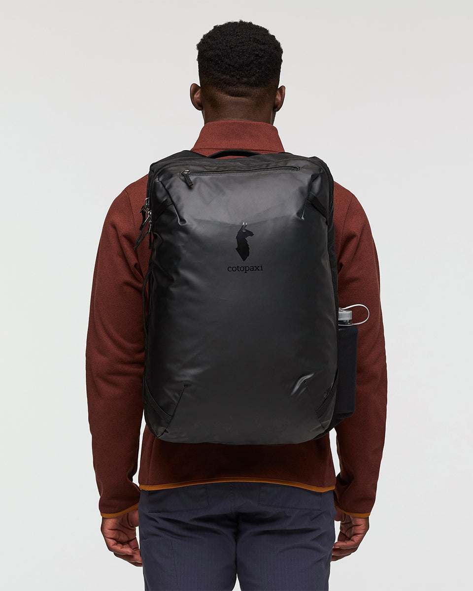 Cotopaxi Black
