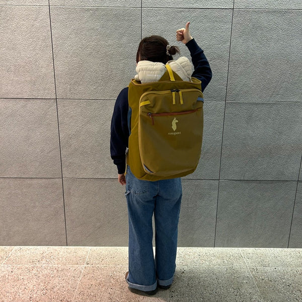 大きなバックに詰め込んで…🚢