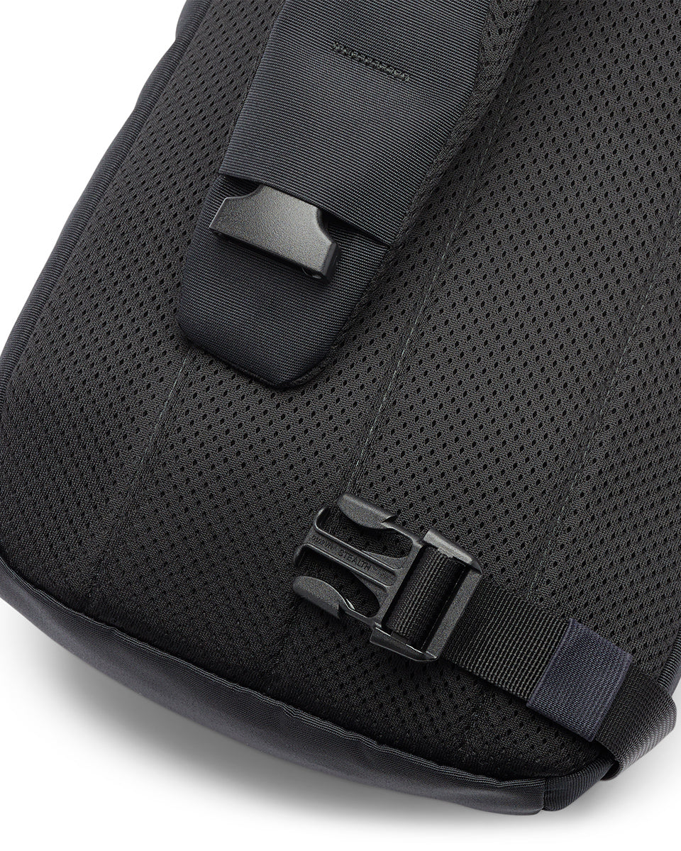 Cotopaxi Black