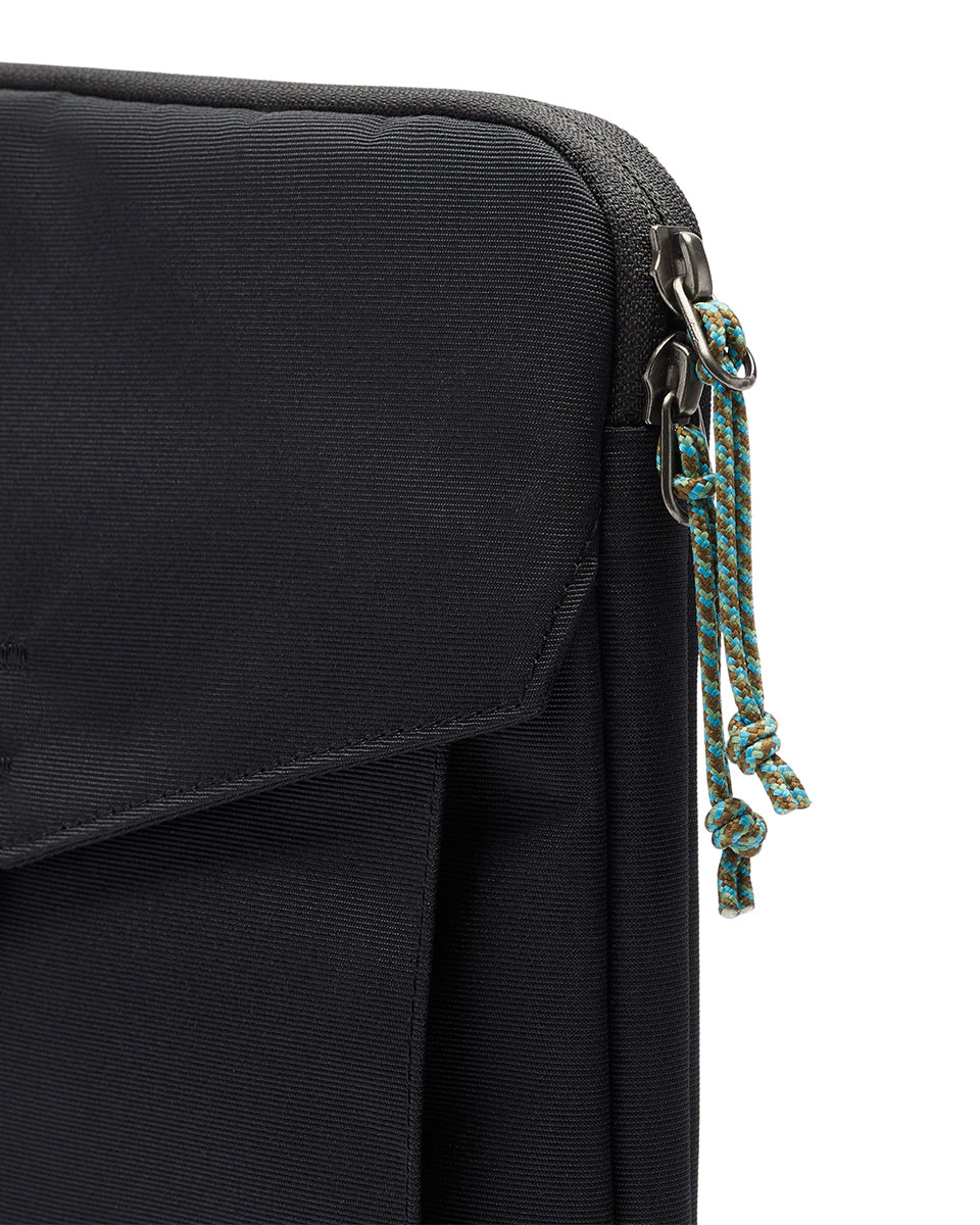 Cotopaxi Black