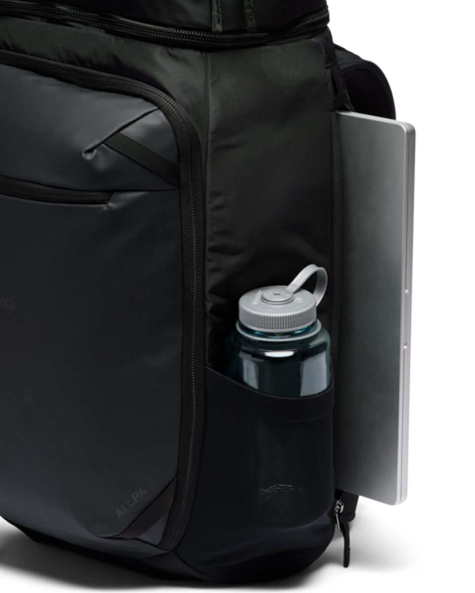 Cotopaxi Black