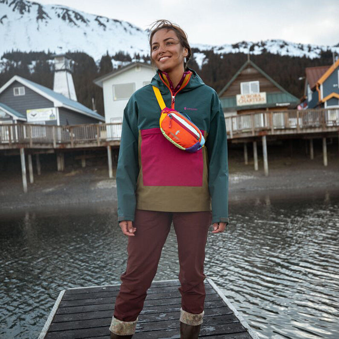 Kapai 1.5L Hip Pack - Del Día – Cotopaxiオフィシャルサイト Kapai 1.5L Hip Pack - Del Día – Cotopaxiオフィシャルサイト